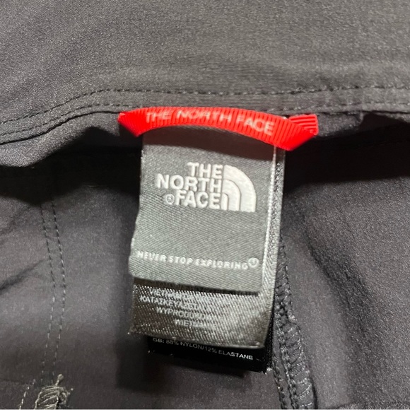 Women’s North Face Pants - Picture 7 of 8